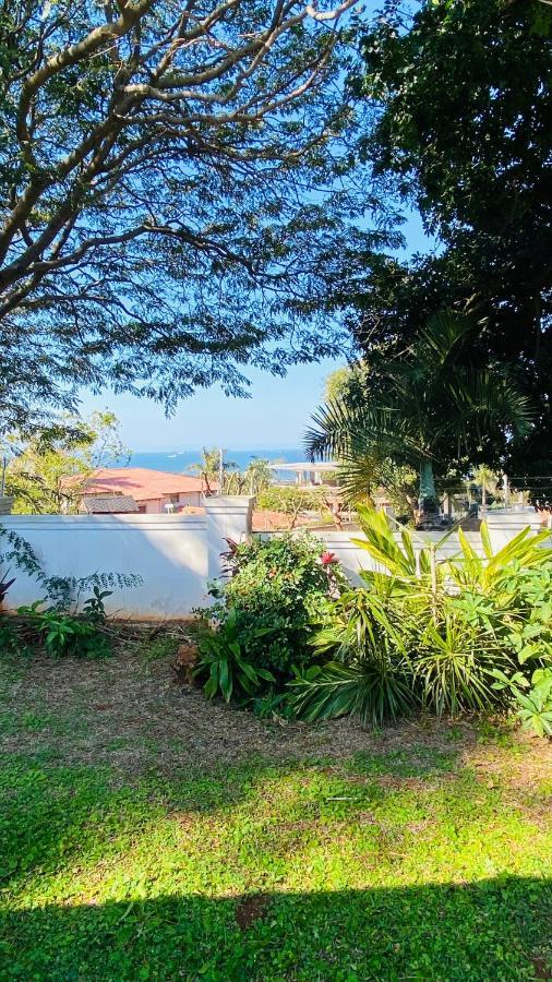 Apartment La Lucia Lovers-corner Durban